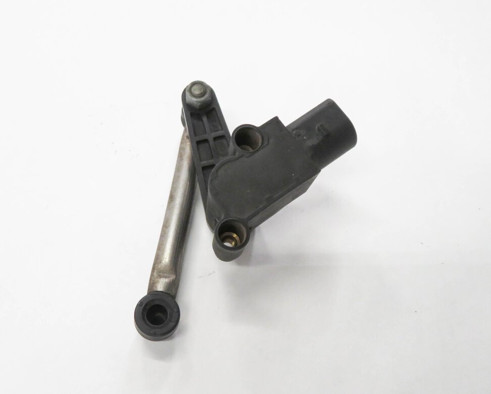 Thumbnail 5: 2010 AUDI Q5 (B8 8R) LEFT DRIVER REAR SUSPENSION HEIGHT LEVEL SENSOR