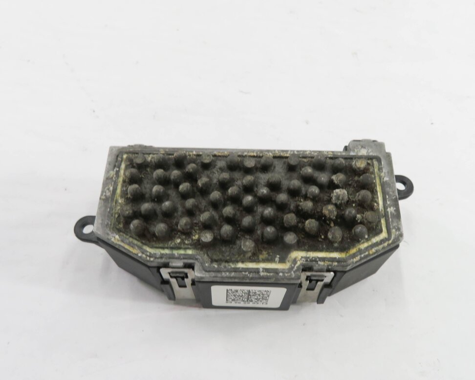 Thumbnail 3: 2010 AUDI Q5 (B8 8R) FRONT HEATER A/C BLOWER FAN MOTOR SPEED RESISTOR