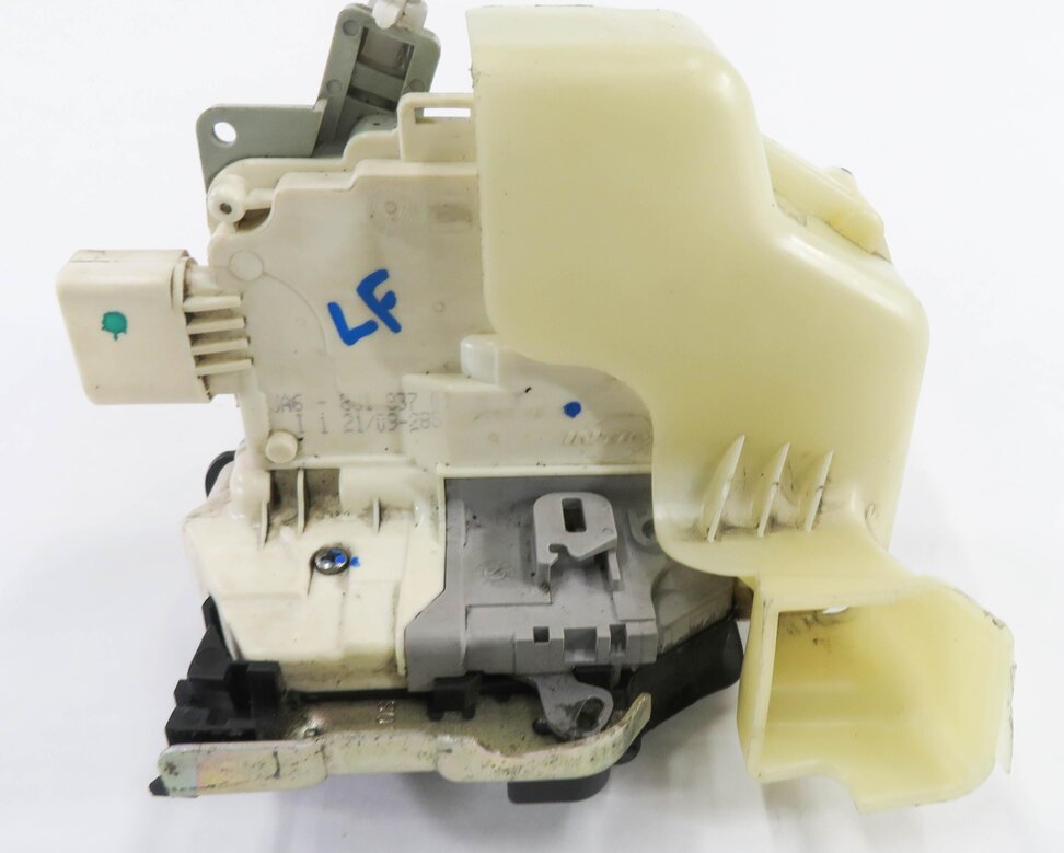 Thumbnail 4: 2010-2017 AUDI A4 A5 A6 A7 A8 Q3 Q5 Q7 S5 S6 S7 S8 TT - LEFT FRONT DOOR LATCH