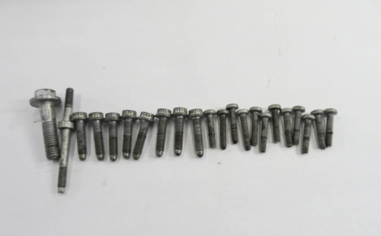 Thumbnail 6: 2010 AUDI Q5 (B8 8R) 3.2L V6 CALB MOTOR - UPPER ENGINE OIL PAN CRADLE