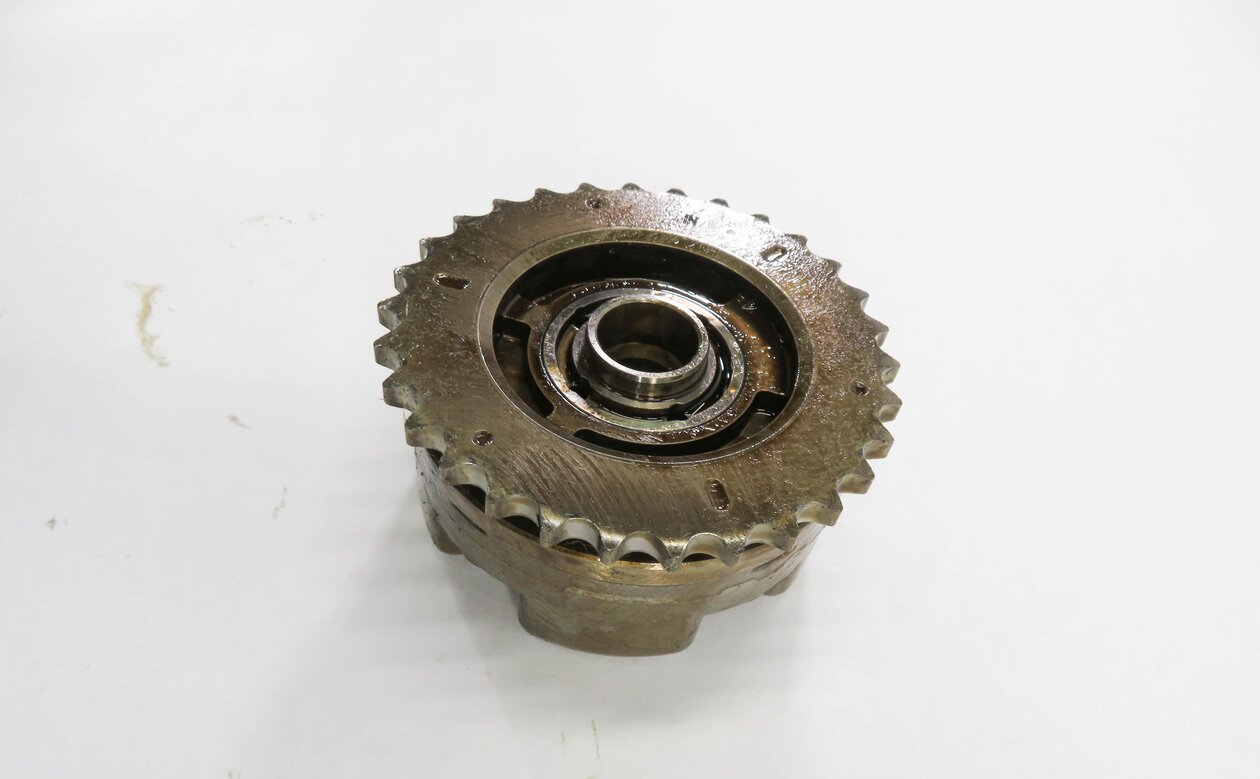 Thumbnail 3: 2010 AUDI Q5 (B8 8R) 3.2L CALB V6 ENGINE - INTAKE CAM CAMSHAFT TIMING GEAR
