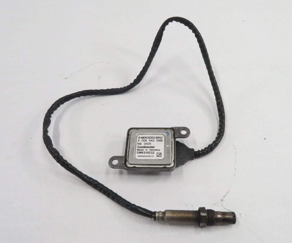 Thumbnail 5: 09 MERCEDES ML320 (W164) 3.0L OM642 DIESEL - POST CAT NOX NITROGEN OXIDE SENSOR