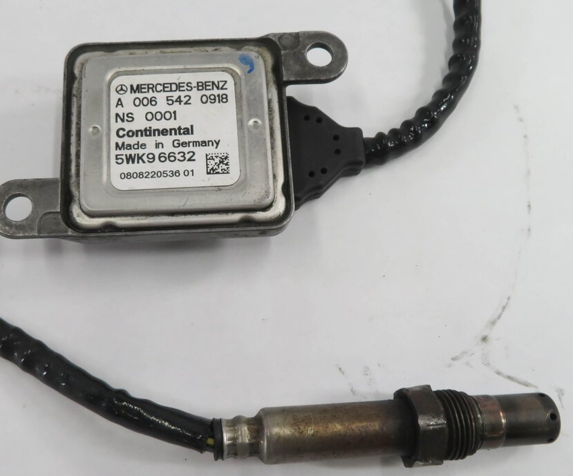 Thumbnail 6: 09 MERCEDES ML320 (W164) 3.0L OM642 DIESEL - POST CAT NOX NITROGEN OXIDE SENSOR