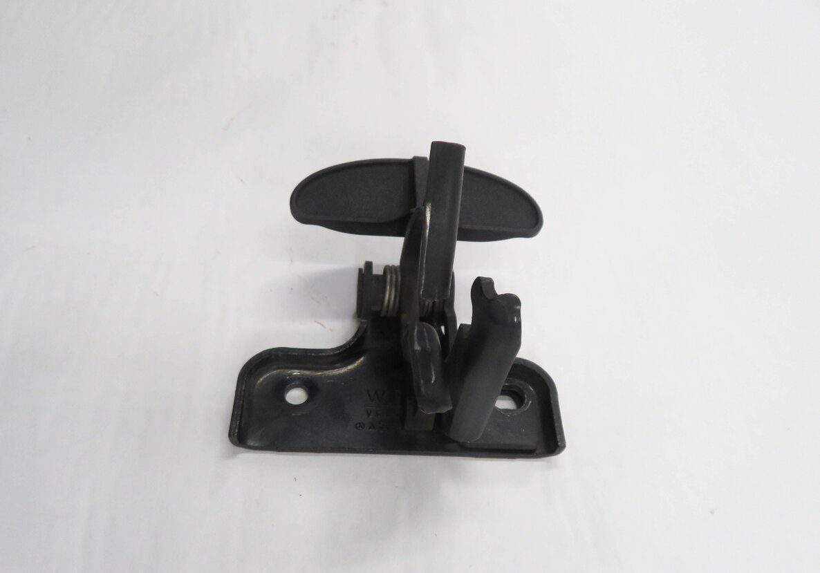 Thumbnail 4: 2009 MERCEDES ML320 (W164) FRONT HOOD SAFETY LOCK LATCH CATCH RELEASE LEVER