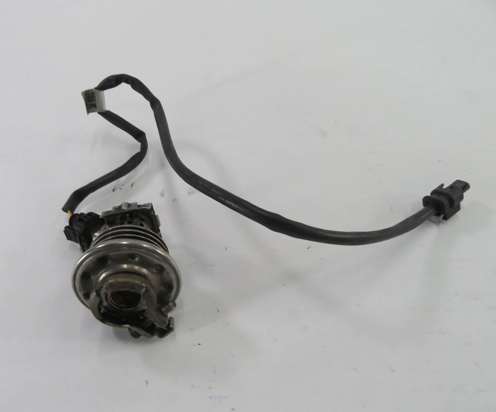 Thumbnail 2: 09 MERCEDES ML320 (W164) 3.0L OM642 DIESEL ENGINE - DEF EMISSION FLUID INJECTOR