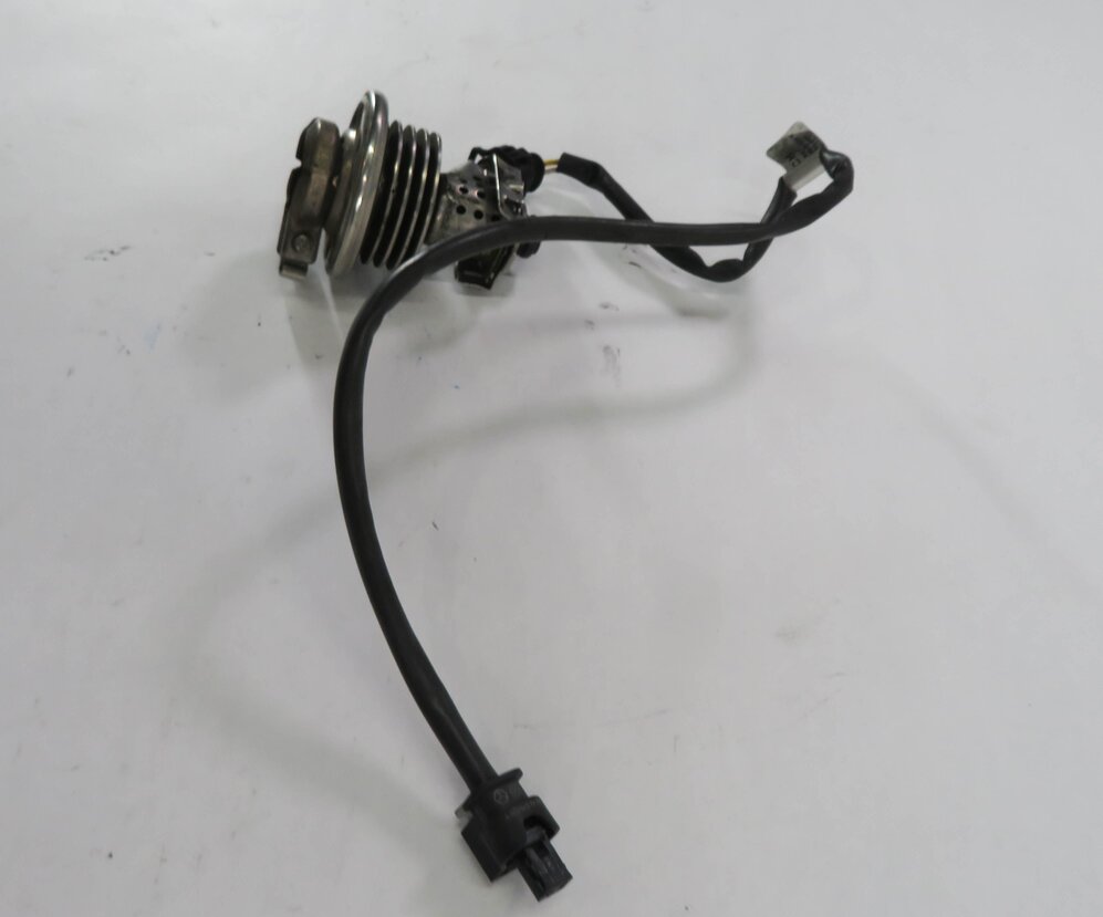 Thumbnail 3: 09 MERCEDES ML320 (W164) 3.0L OM642 DIESEL ENGINE - DEF EMISSION FLUID INJECTOR