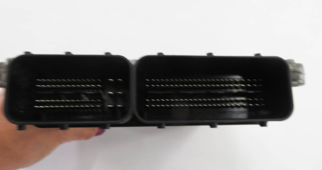 Thumbnail 7: 09-12 MERCEDES GL350 R320 (X164 W251) 3.0L OM642 DIESEL ENGINE CONTROL MODULE