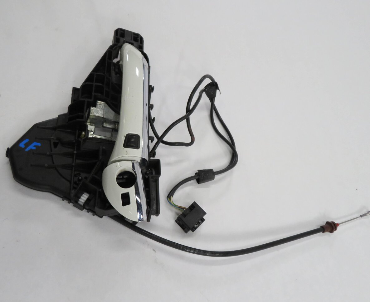 Thumbnail 4: 2009 MERCEDES ML320 (W164) LEFT FRONT DRIVER KEYLESS GO DOOR HANDLE (WHITE 650U)