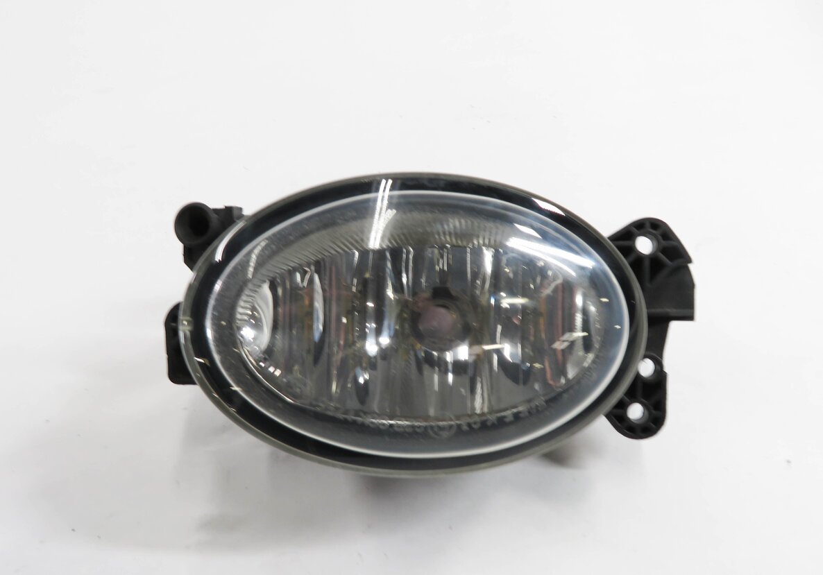 Thumbnail 2: 06-13 MERCEDES C300 C350 GL320 GL450 GL550 ML320 ML350 - RIGHT FOG LIGHT LAMP