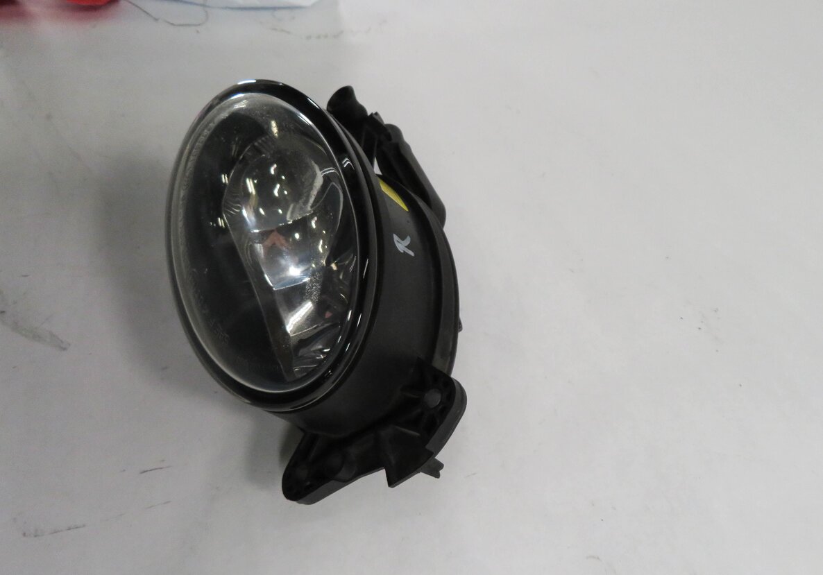 Thumbnail 3: 06-13 MERCEDES C300 C350 GL320 GL450 GL550 ML320 ML350 - RIGHT FOG LIGHT LAMP