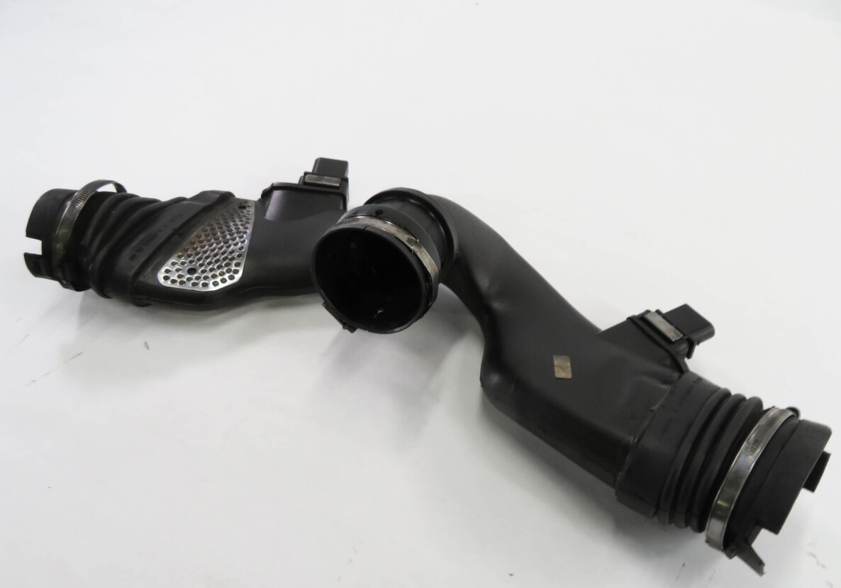 2009 MERCEDES ML320 (W164) 3.0L OM642 DIESEL ENGINE - AIR INTAKE DUCT w/ SENSORS
