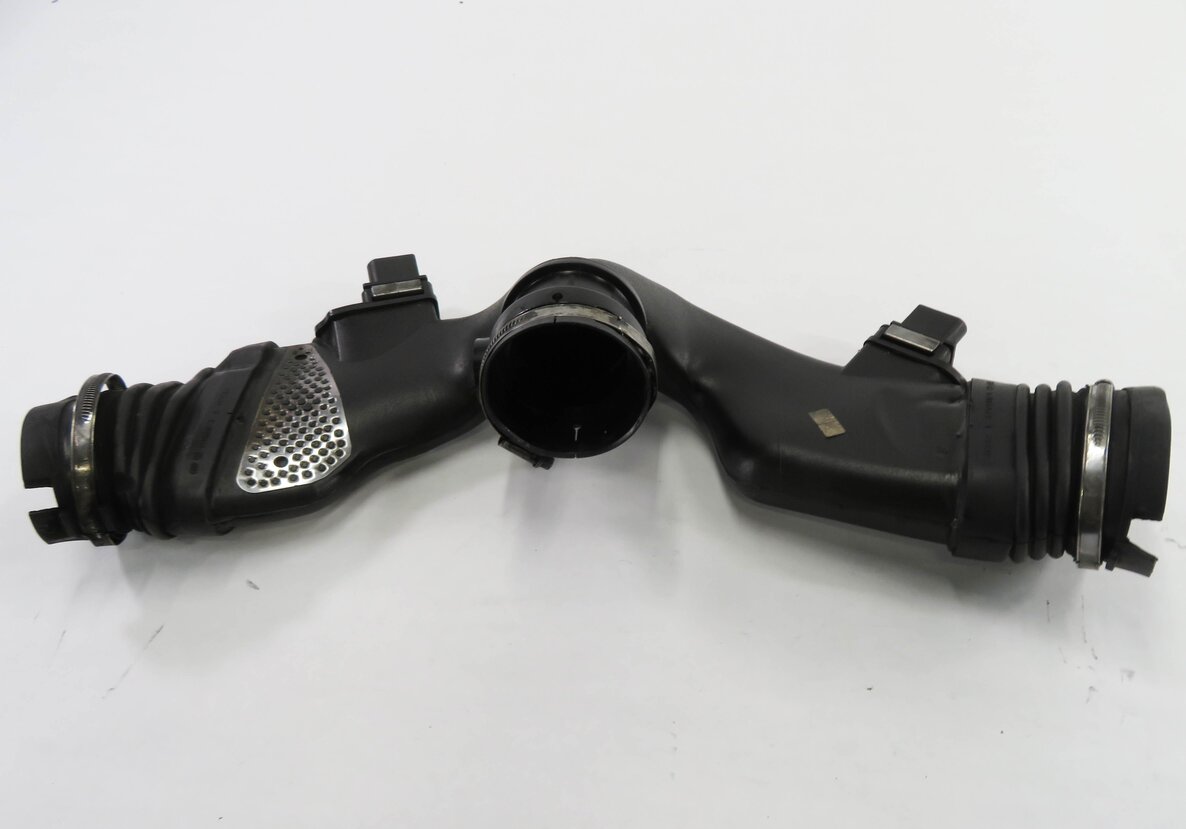 Thumbnail 2: 2009 MERCEDES ML320 (W164) 3.0L OM642 DIESEL ENGINE - AIR INTAKE DUCT w/ SENSORS