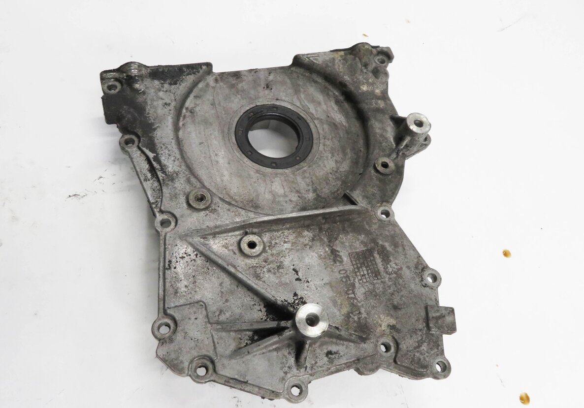 Thumbnail 3: 2007-2009 MERCEDES GL320 ML320 R320 (X164 W164) 3.0L OM642 DIESEL - TIMING COVER