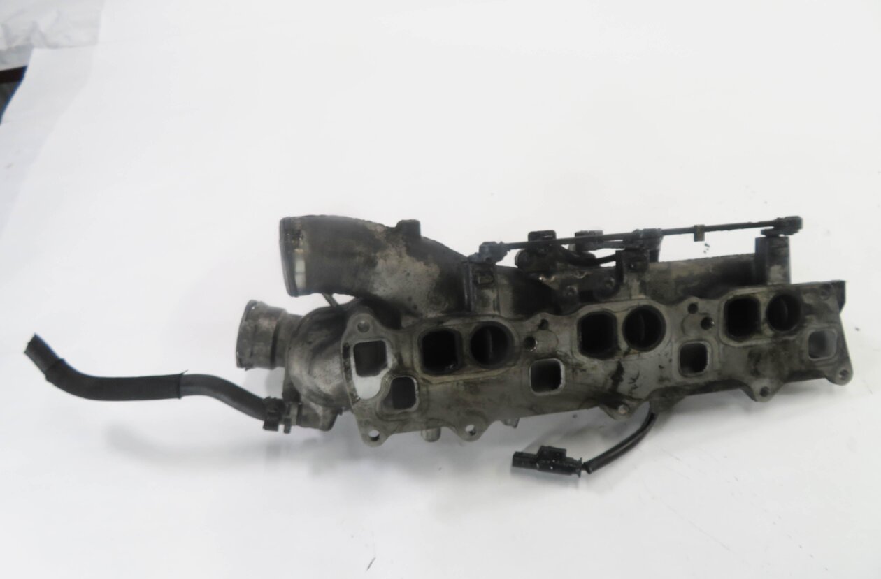 Thumbnail 5: 09-17 MERCEDES GL320 GL350 ML320 ML350 E350 3.0L DIESEL - RIGHT INTAKE MANIFOLD