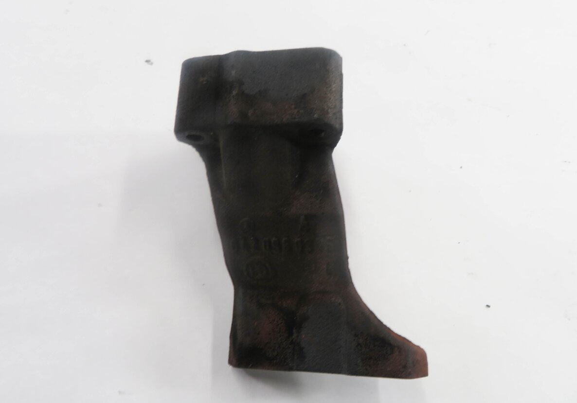 Thumbnail 2: 2009 MERCEDES ML320 (W164) 3.0L OM642 DIESEL - TURBOCHARGER PEDESTAL BRACKET