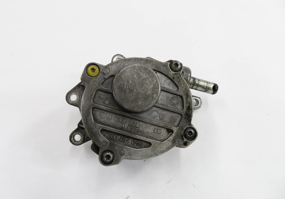 Thumbnail 6: 08-13 MERCEDES E320 E350 GL320 GL350 ML320 ML350 R350 - 3.0L DIESEL VACUUM PUMP