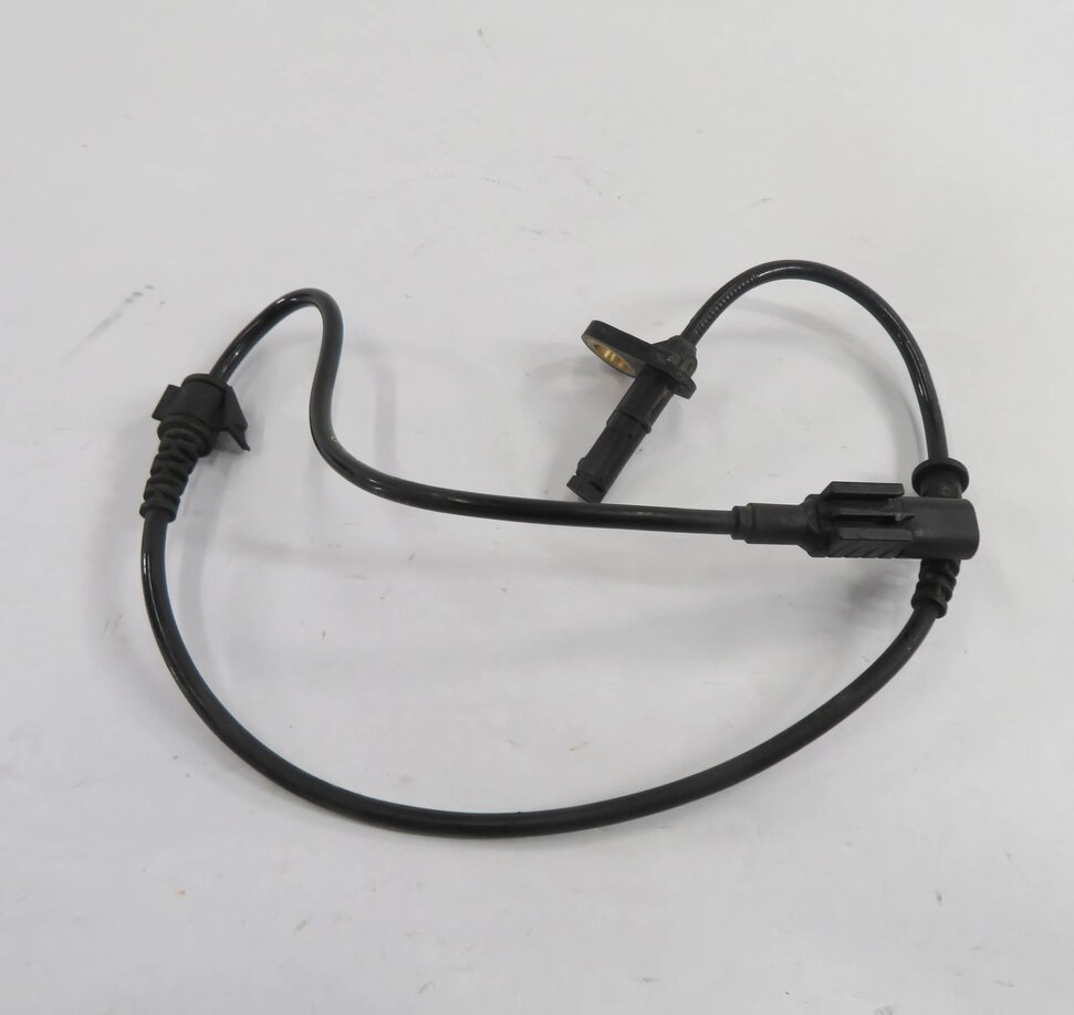 Thumbnail 4: 2010 MERCEDES CLS550 (W219) FRONT WHEEL SPEED SENSOR
