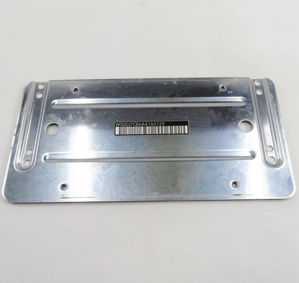 2010 MERCEDES CLS550 (W219) REAR LICENSE PLATE BASE MOUNT RETAINER BRACKET
