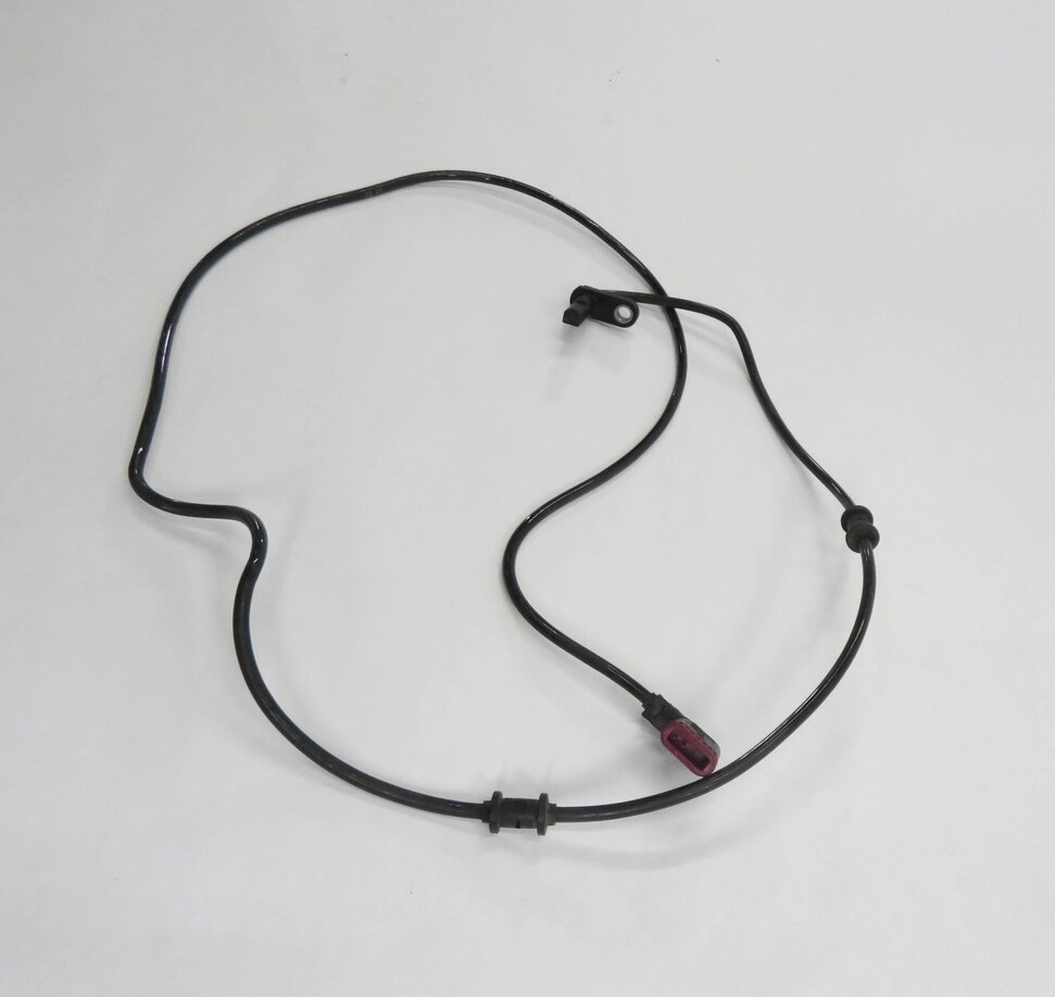 Thumbnail 2: 2010 MERCEDES CLS550 (W219) REAR WHEEL SPEED SENSOR