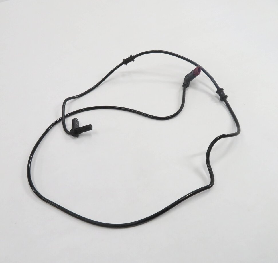 Thumbnail 5: 2010 MERCEDES CLS550 (W219) REAR WHEEL SPEED SENSOR