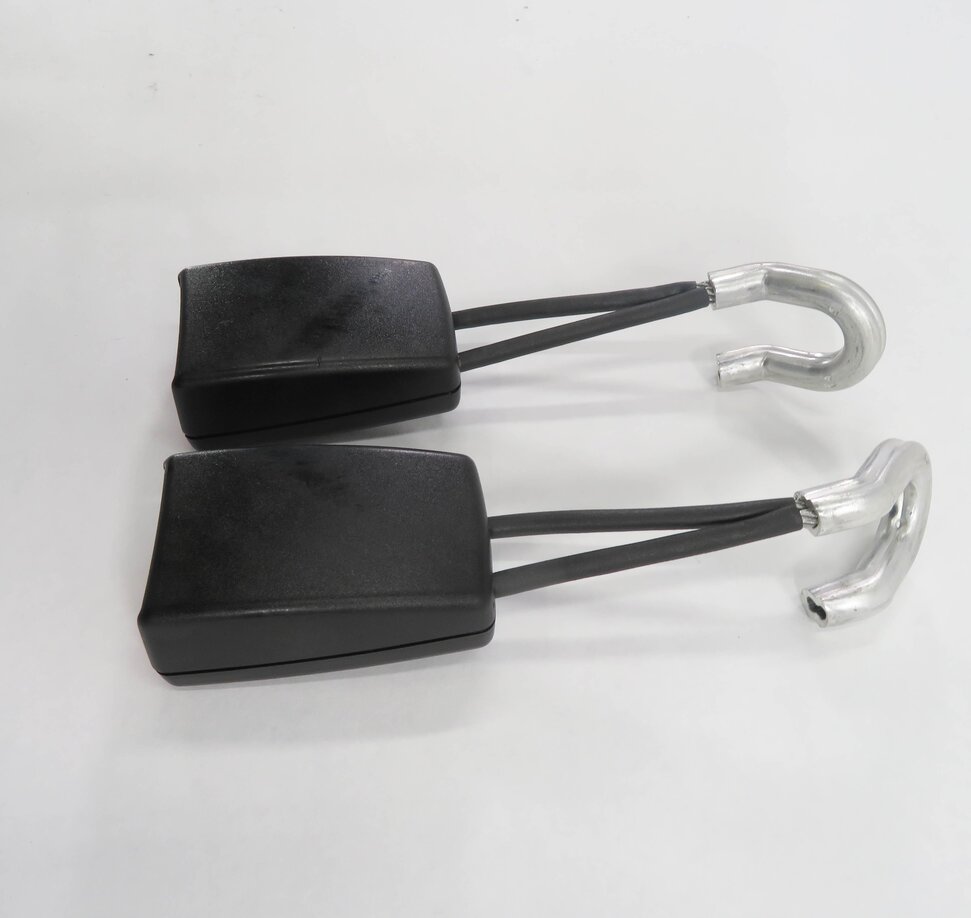 Thumbnail 2: 2010 MERCEDES CLS550 (W219) REAR SEAT SEATBELT BUCKLE RECEIVER SET-2 (BLACK)