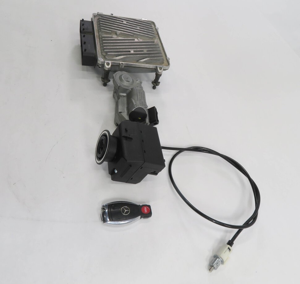 Thumbnail 3: 2010 MERCEDES CLS550 (W219) 5.5L ENGINE ECM IGNITION IMMOBILIZER MODULE KEY SET