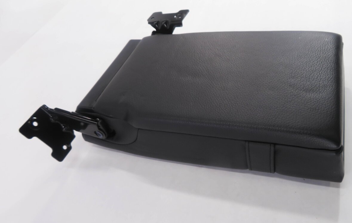Thumbnail 3: 2010 MERCEDES CLS550 (W219) REAR CENTER CONSOLE ARM REST COMPARTMENT (BLACK)
