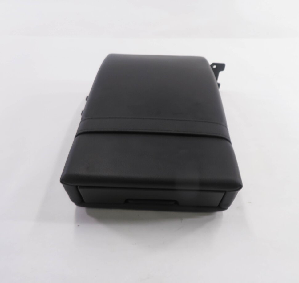 Thumbnail 6: 2010 MERCEDES CLS550 (W219) REAR CENTER CONSOLE ARM REST COMPARTMENT (BLACK)