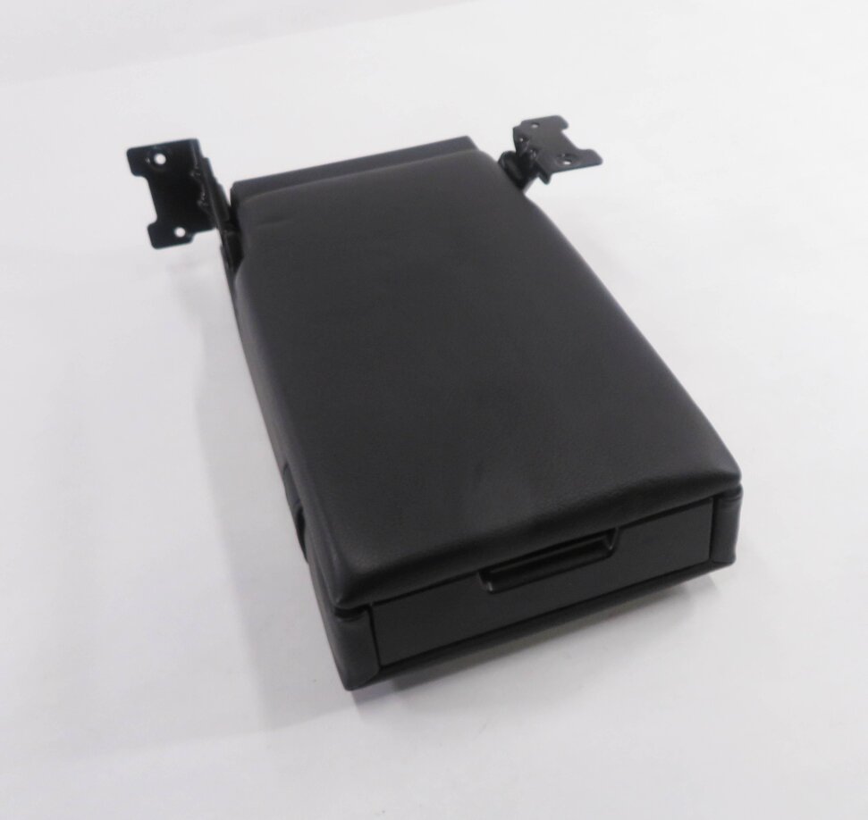 Thumbnail 7: 2010 MERCEDES CLS550 (W219) REAR CENTER CONSOLE ARM REST COMPARTMENT (BLACK)