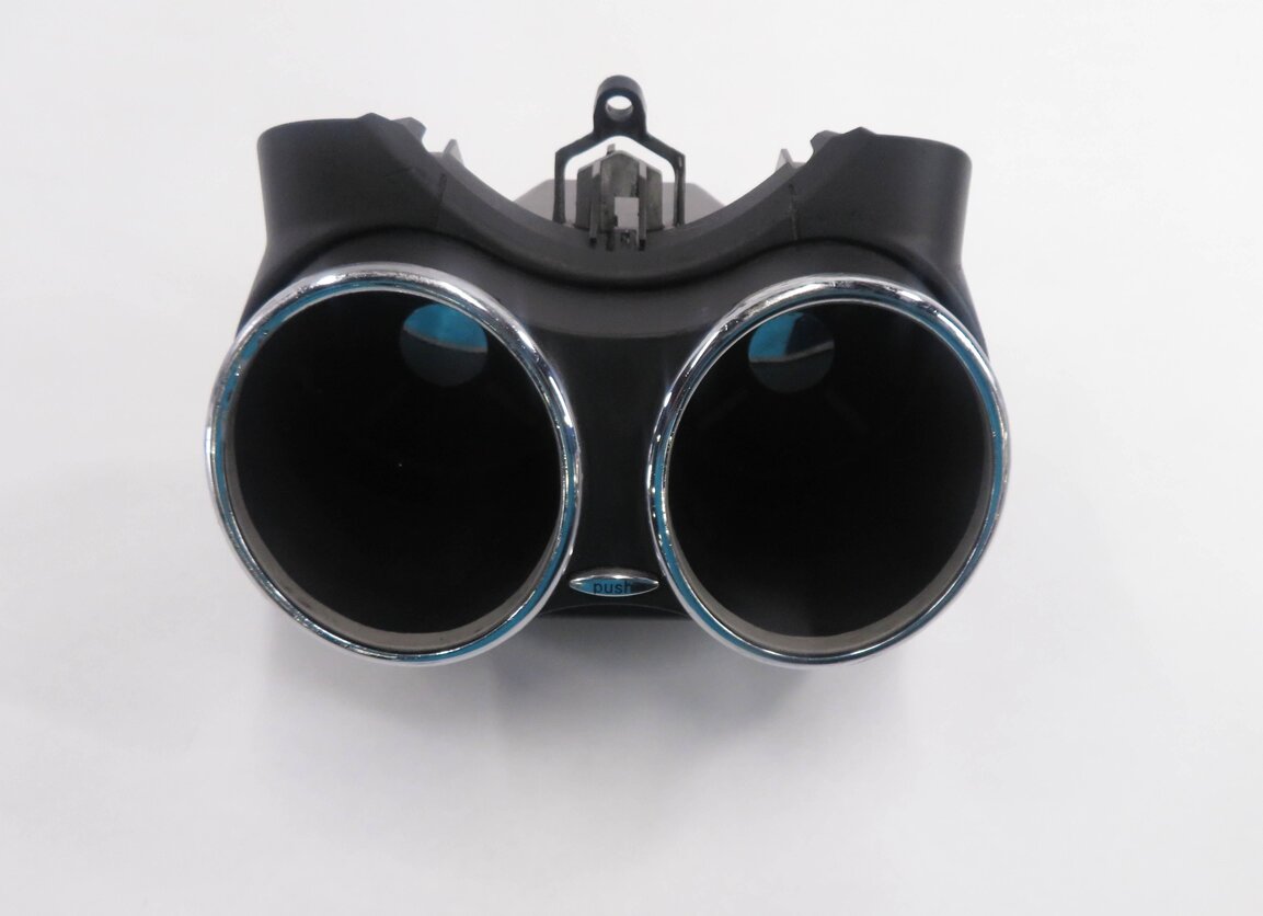 Thumbnail 2: 2010 MERCEDES CLS550 (W219) FRONT CENTER CONSOLE DRINK CUP HOLDER