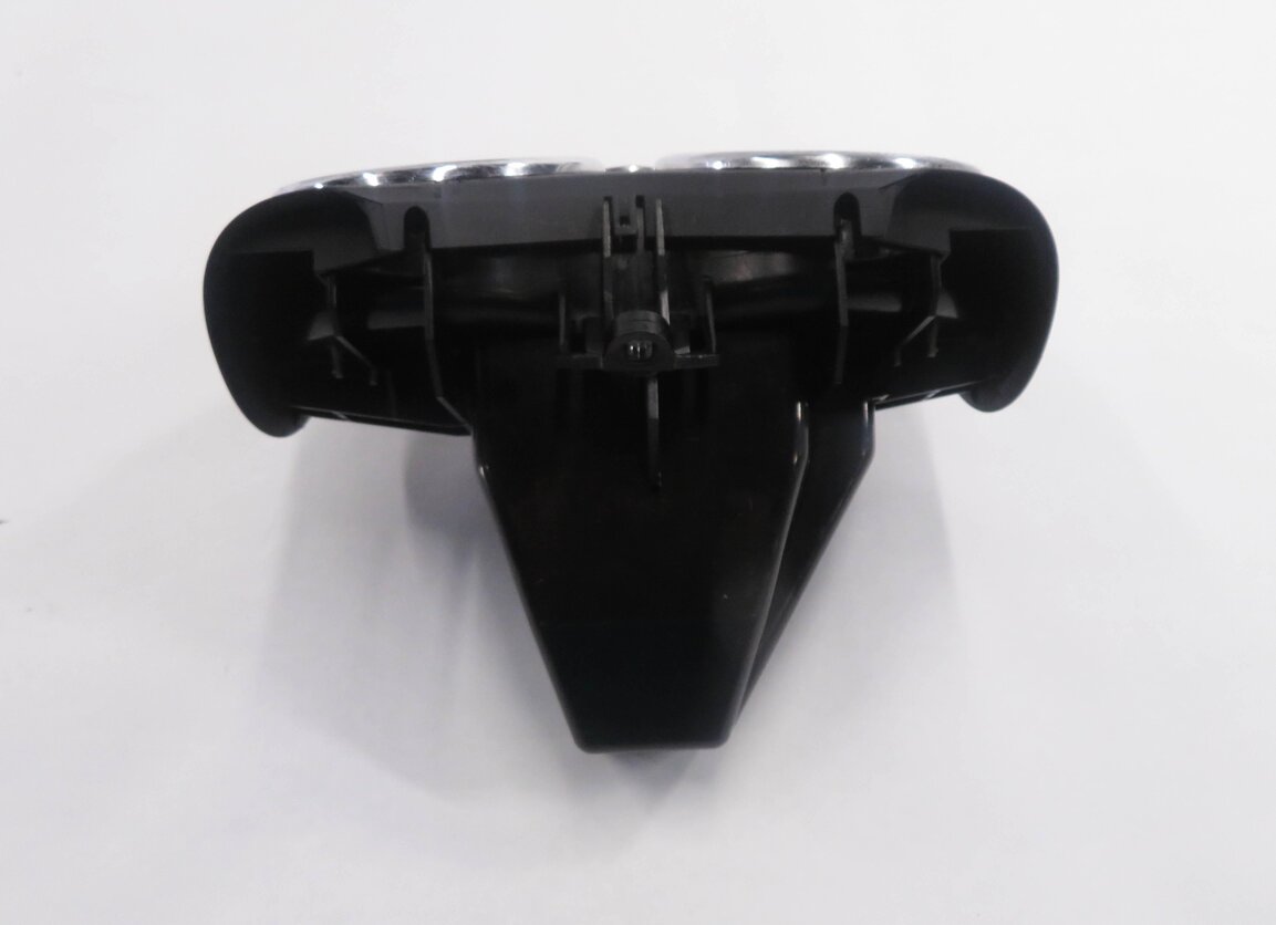 Thumbnail 5: 2010 MERCEDES CLS550 (W219) FRONT CENTER CONSOLE DRINK CUP HOLDER