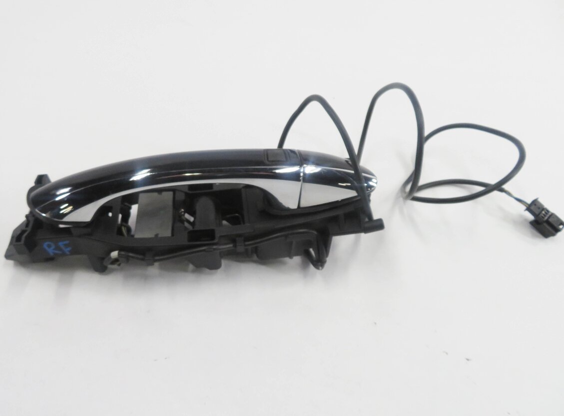 03-11 MERCEDES CLK320 CLK500 CLS500 CLS550 RIGHT FRONT KEYLESS DOOR HANDLE BLACK