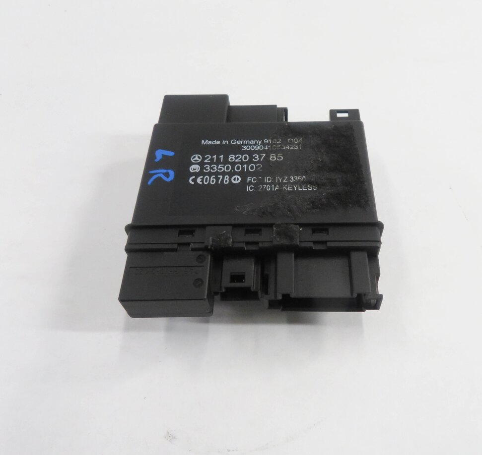2010 MERCEDES CLS550 (W219) LEFT REAR DOOR KEYLESS ENTRY CONTROL MODULE