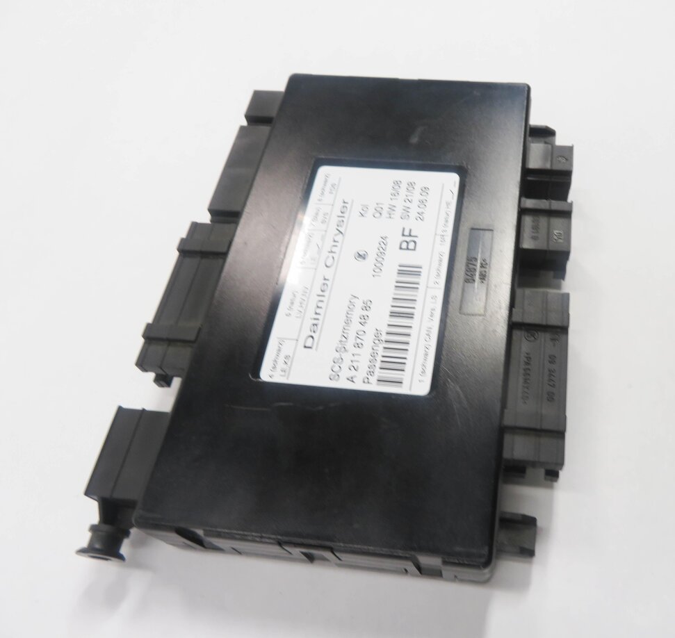 Thumbnail 2: 2010 MERCEDES CLS550 (W219) RIGHT FRONT PASSENGER SEAT CONTROL MODULE