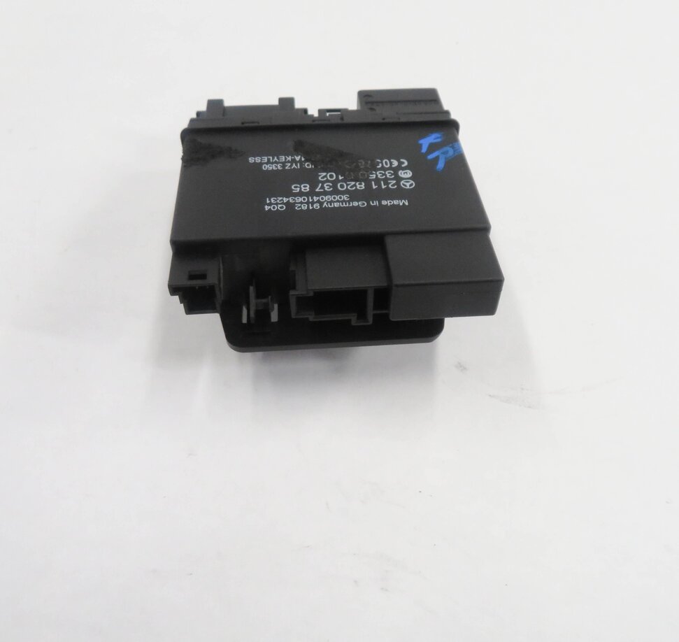 Thumbnail 4: 2010 MERCEDES CLS550 (W219) RIGHT REAR DOOR KEYLESS ENTRY CONTROL MODULE