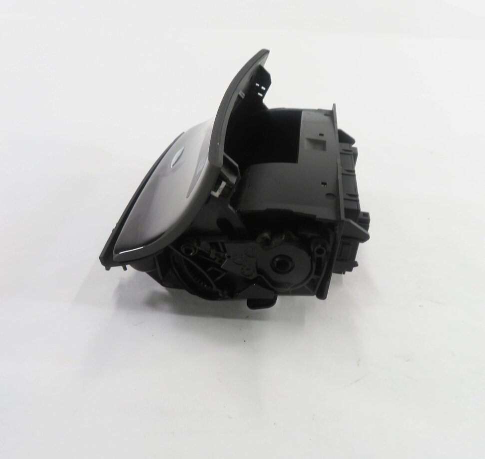 Thumbnail 3: 2010 MERCEDES CLS550 (W219) FRONT CENTER CONSOLE ASH TRAY COMPARTMENT (ELM TREE)