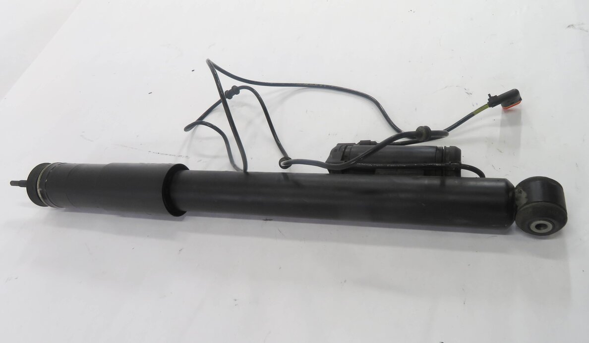 Thumbnail 10: 2010 MERCEDES CLS550 (W219) REAR AIRMATIC SUSPENSION SHOCK STRUT SET-2