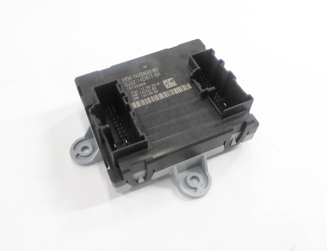 2017 RANGE ROVER EVOQUE (L538) RIGHT FRONT PASSENGER DOOR CONTROL MODULE