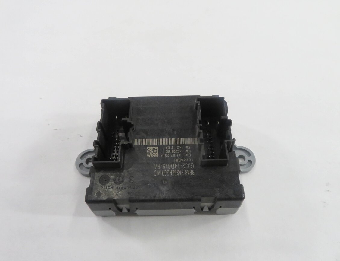 Thumbnail 5: 2017 RANGE ROVER EVOQUE (L538) RIGHT REAR DOOR CONTROL MODULE