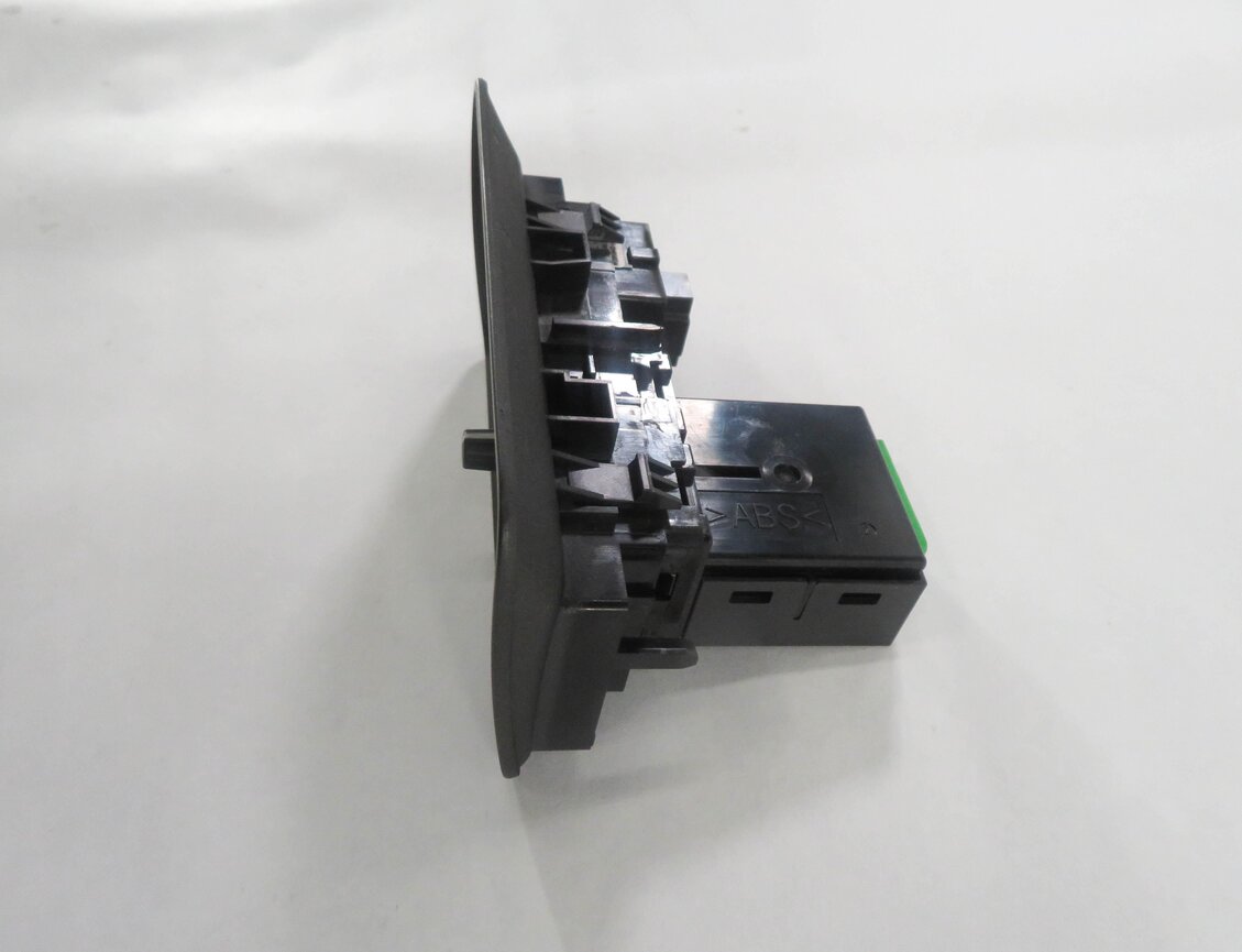 Thumbnail 3: 2017 RANGE ROVER EVOQUE (L538) TRUNK RELEASE SWITCH BUTTON w/ DIMMER CONTROL