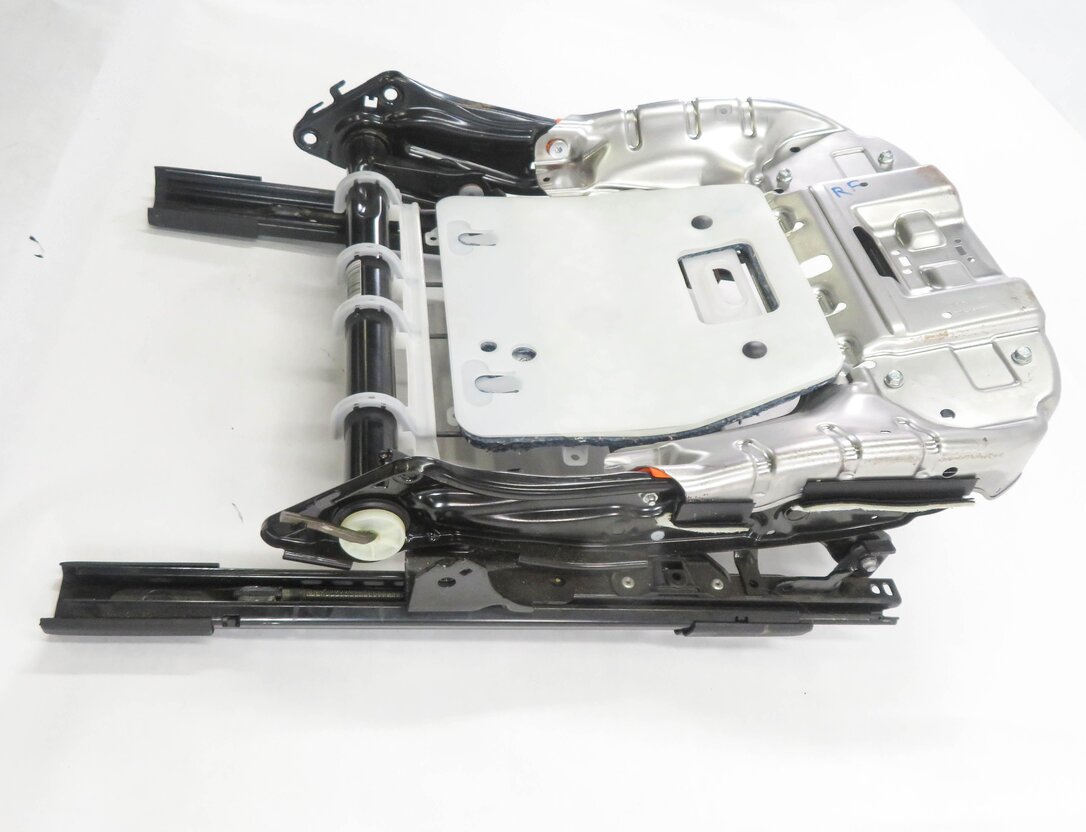 Thumbnail 3: 2017 RANGE ROVER EVOQUE (L538) RIGHT FRONT PASSENGER SEAT TRACK w/ MOTORS