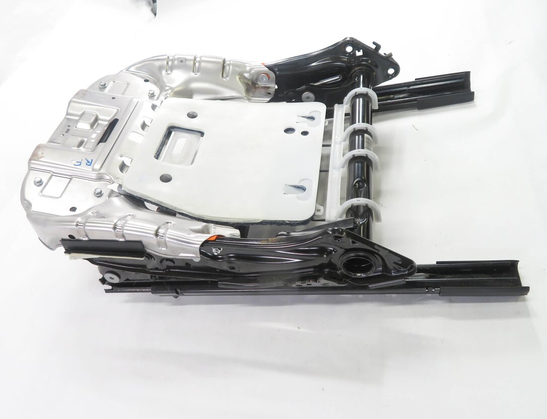 Thumbnail 4: 2017 RANGE ROVER EVOQUE (L538) RIGHT FRONT PASSENGER SEAT TRACK w/ MOTORS