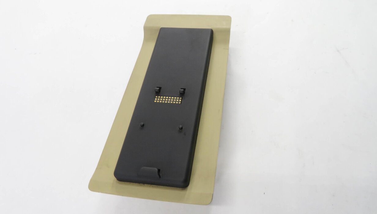Thumbnail 4: 2008 AUDI TT (MK2) COUPE - CELL PHONE DOCK CRADLE