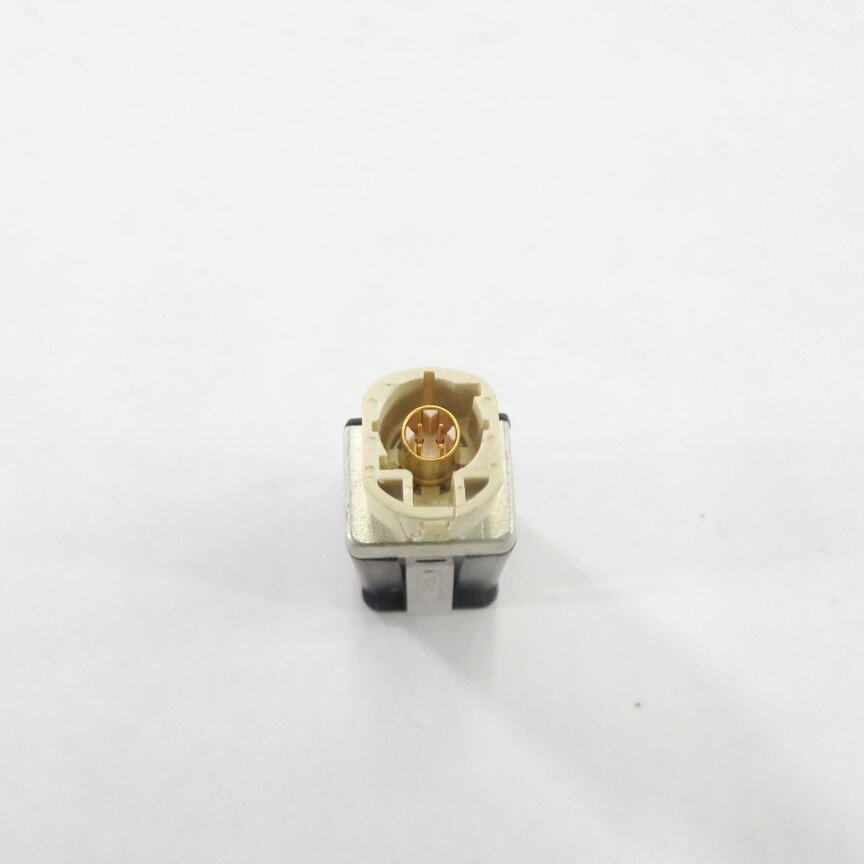 Thumbnail 6: 2011 BMW ACTIVEHYBRID 7 (F04) USB PLUG CHARGINE PORT