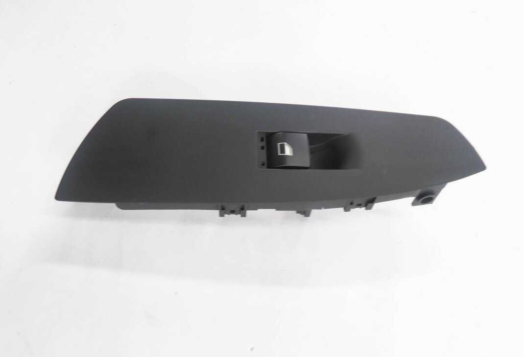 Thumbnail 3: 2011 BMW ACTIVEHYBRID 7 (F04) RIGHT FRONT PASSENGER DOOR POWER WINDOW SWITCH