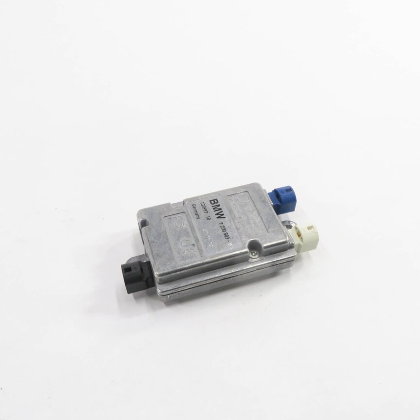 2011 BMW ACTIVEHYBRID 7 (F04) AUXILIARY AUDIO USB HUB INTERFACE MODULE