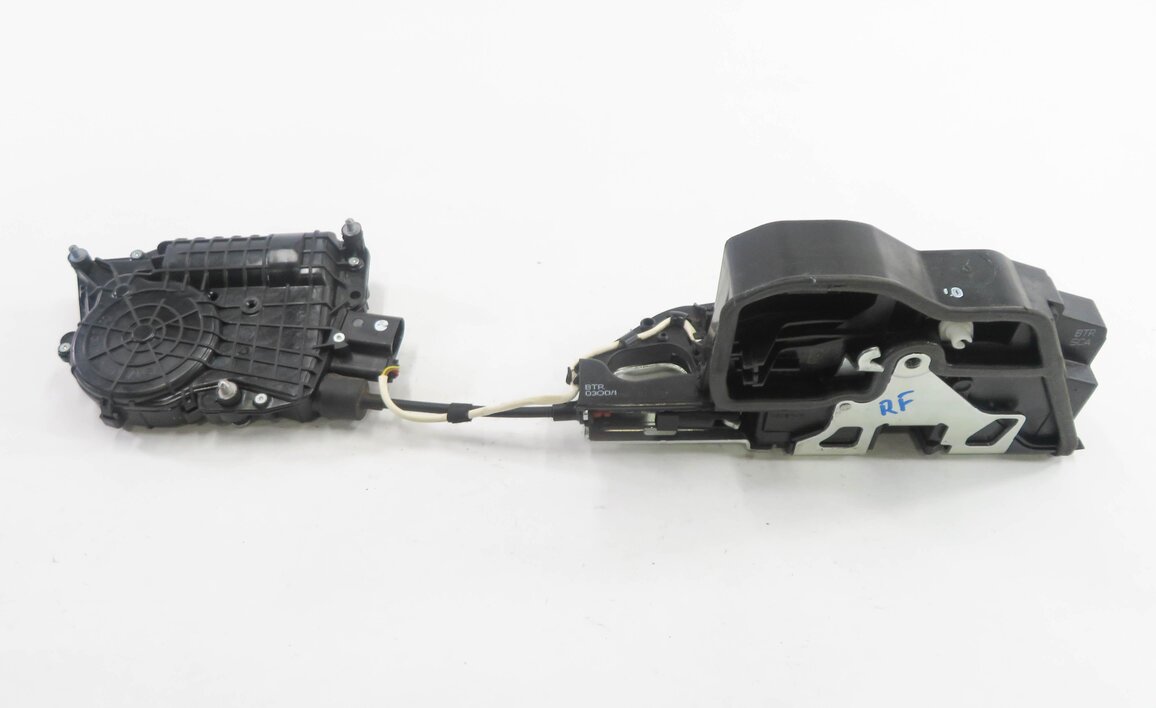 Thumbnail 4: 2011 BMW ACTIVEHYBRID 7 (F04) RIGHT FRONT PASSENGER SOFT CLOSE DOOR LOCK LATCH