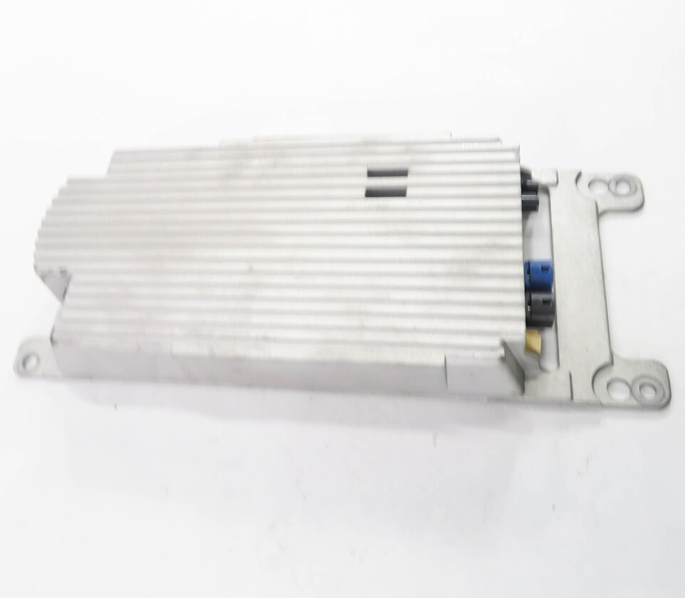 Thumbnail 3: 2011 BMW ACTIVEHYBRID 7 (F04) BLUETOOTH TELEMATICS COMBOX CONTROL MODULE