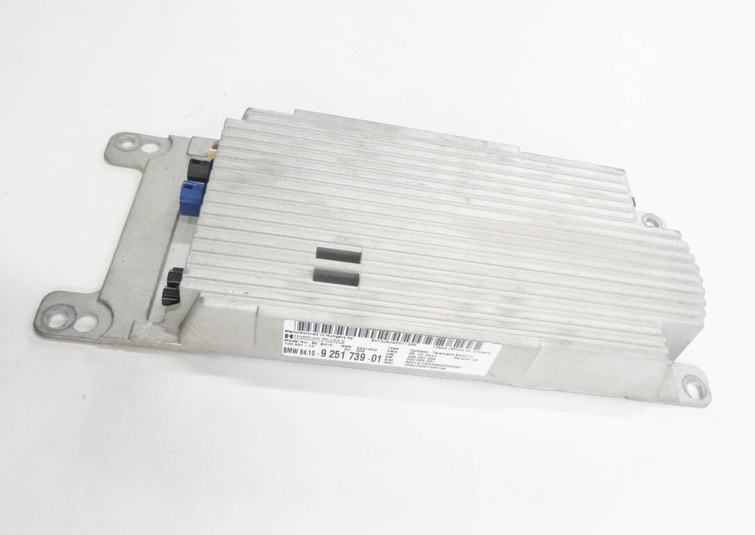 Thumbnail 4: 2011 BMW ACTIVEHYBRID 7 (F04) BLUETOOTH TELEMATICS COMBOX CONTROL MODULE