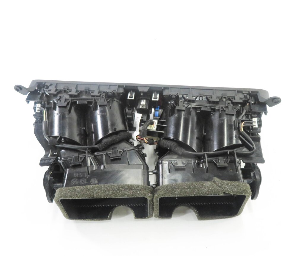 Thumbnail 5: 2011 BMW ACTIVEHYBRID 7 (F04) CENTER DASH HEATER A/C AIR VENT w/ HAZARD & LOCK